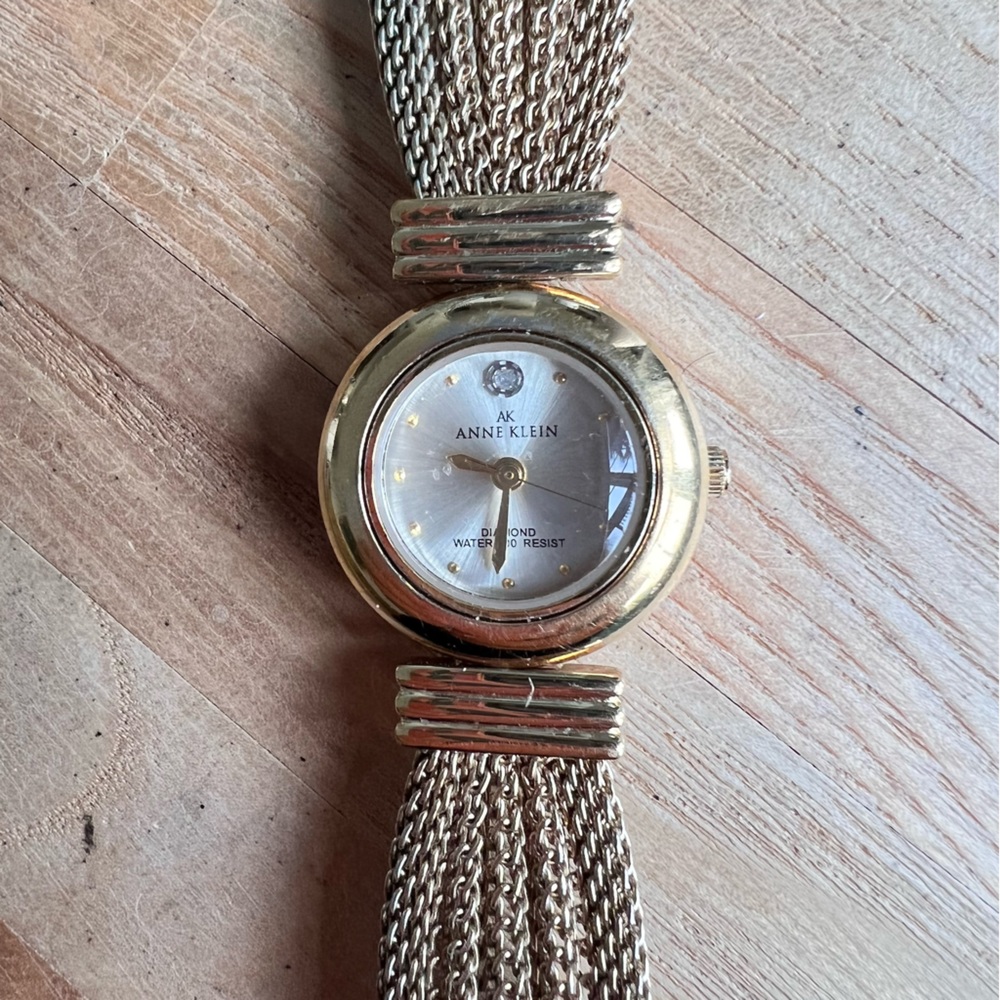 Anne Klein ladies gold tone bracelet dress diamond watch NEW BATTERY